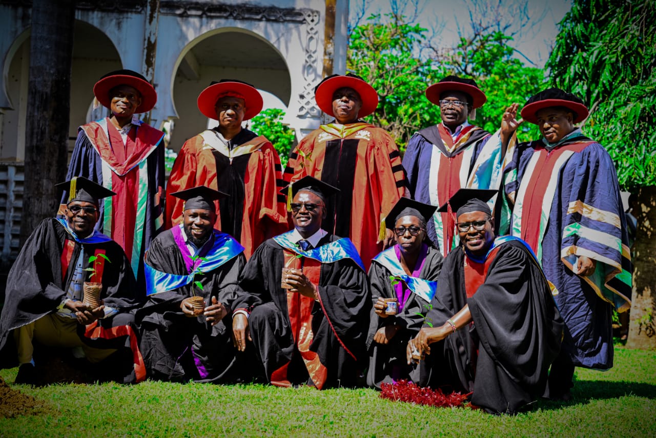 IT Master’s Graduates Leave a Green Legacy: Planting Trees to Celebrate Success